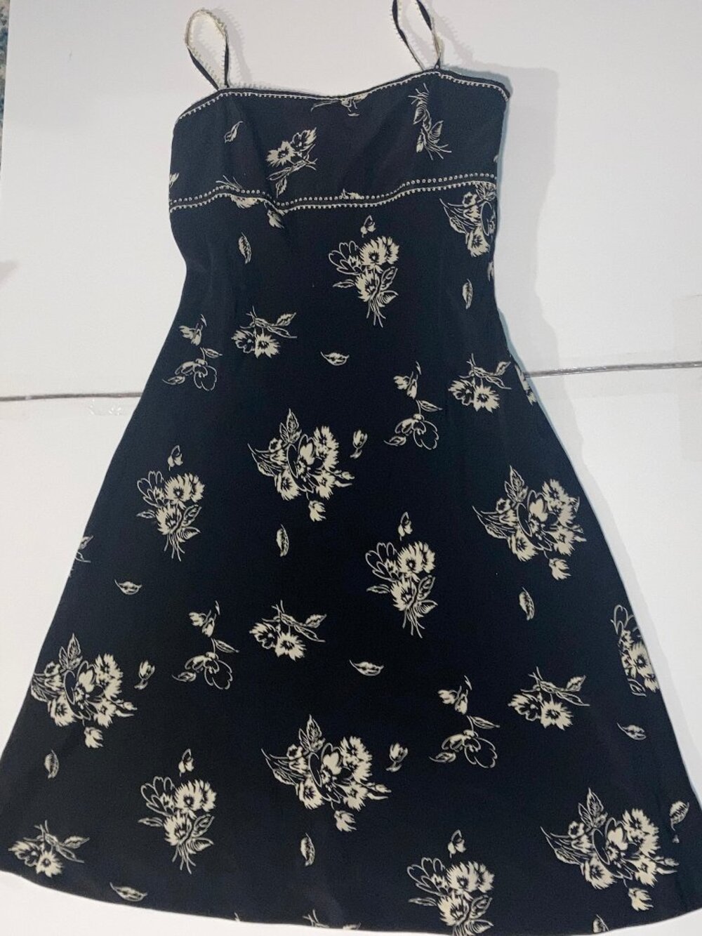 Maggy London Black with Floral Spaghetti Strap Silk Dress Size 8 RN 58142